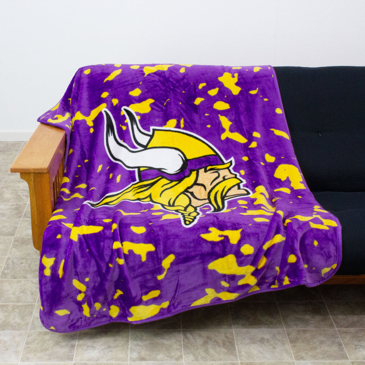 Minnesota Vikings NFL Throw Blanket, 50' x 60' – Everything Comfy - College  Covers - Comfy Feet