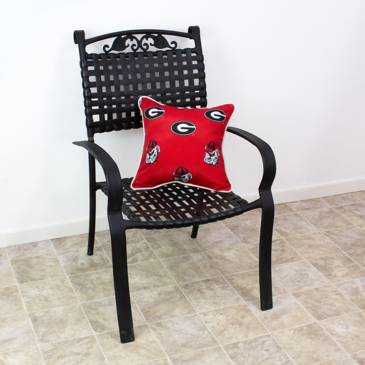 Georgia Bulldogs Outdoor Decorative Pillow