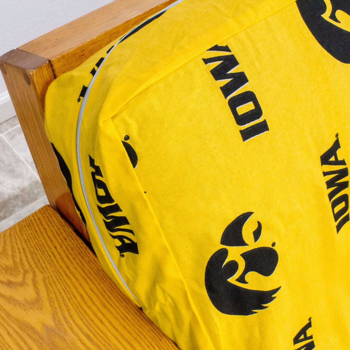 Iowa Hawkeyes Futon Cover