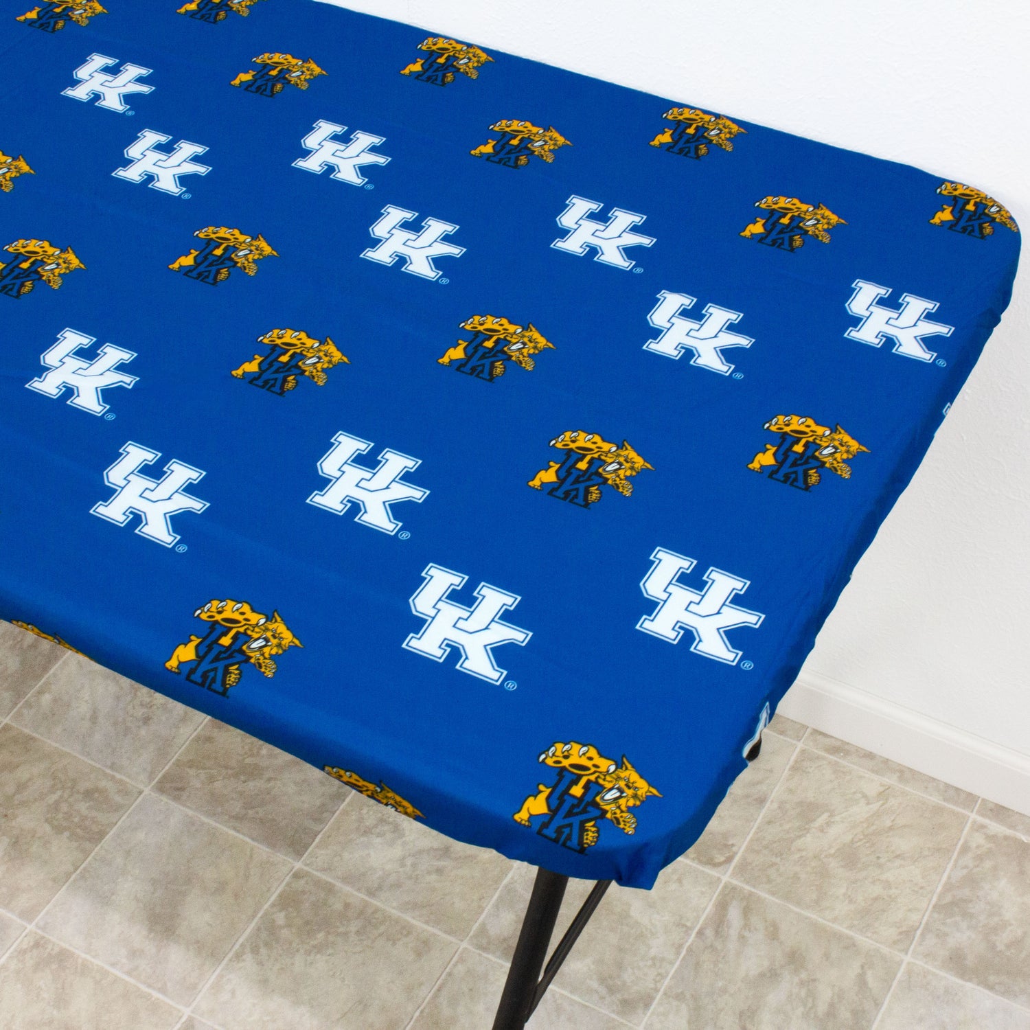 Kentucky Wildcats Fitted Table Cover / Tablecloth:  3 Sizes Available