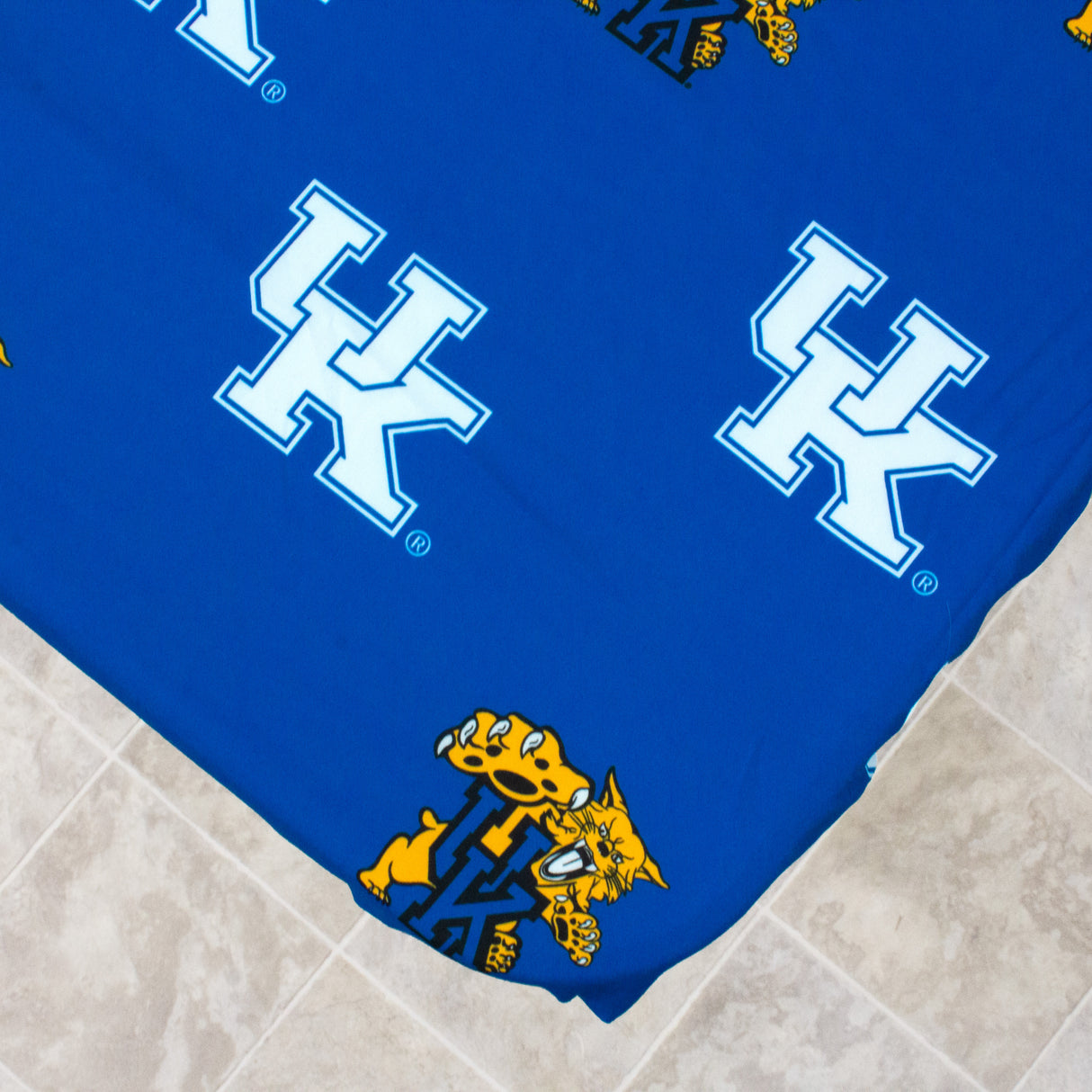 Kentucky Wildcats Fitted Table Cover / Tablecloth:  3 Sizes Available