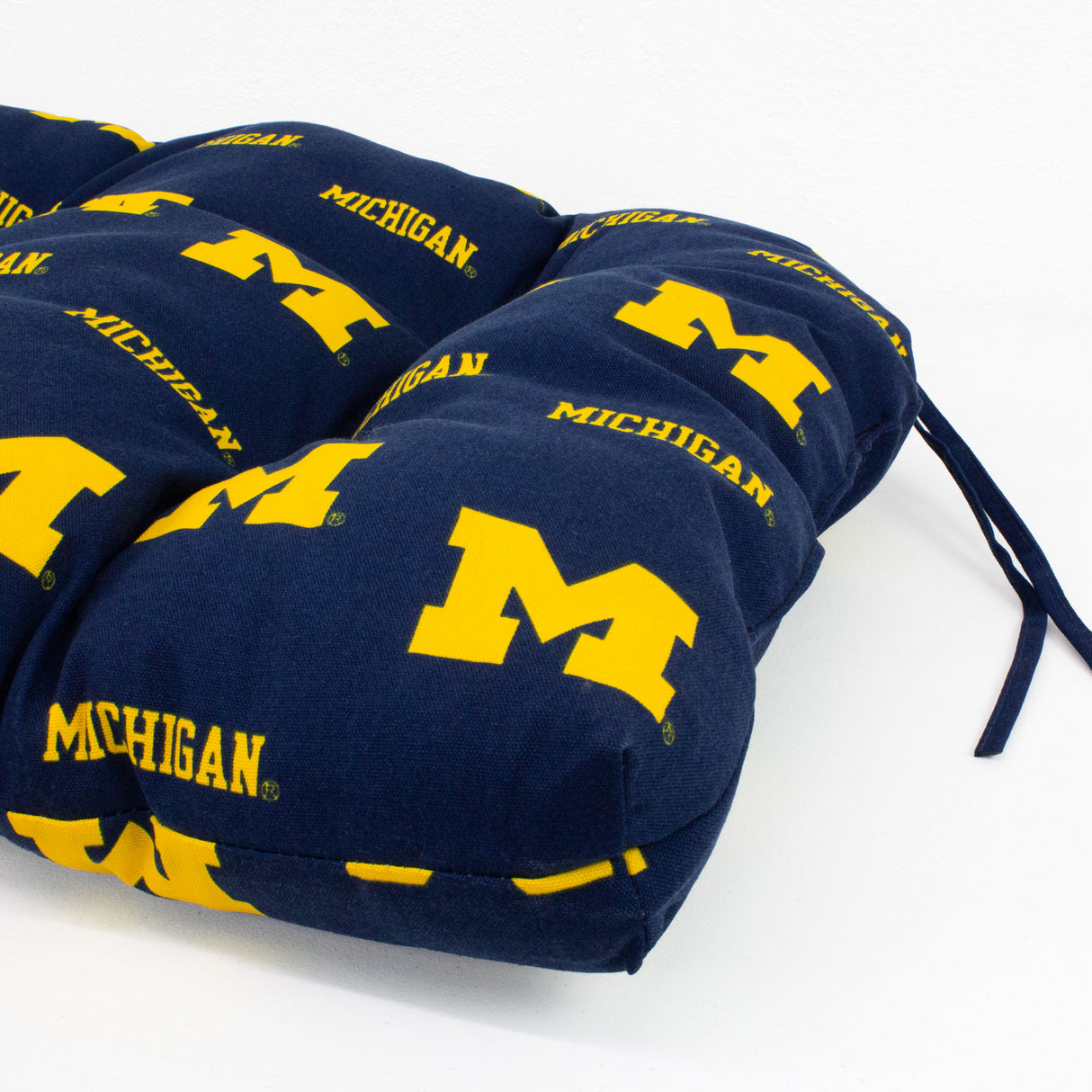 Michigan Wolverines Settee Cushion