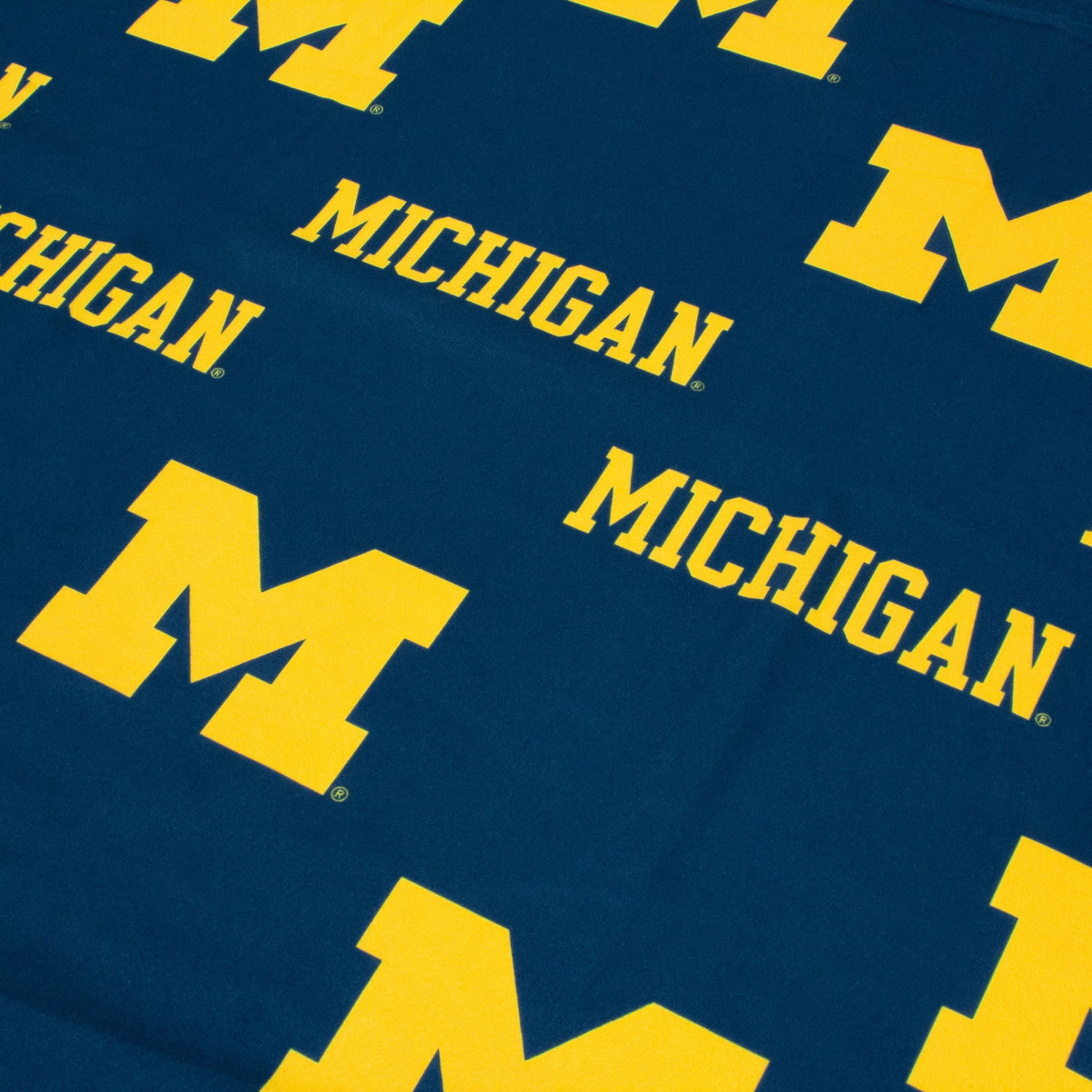 Michigan Wolverines Fitted Table Cover / Tablecloth:  3 Sizes Available
