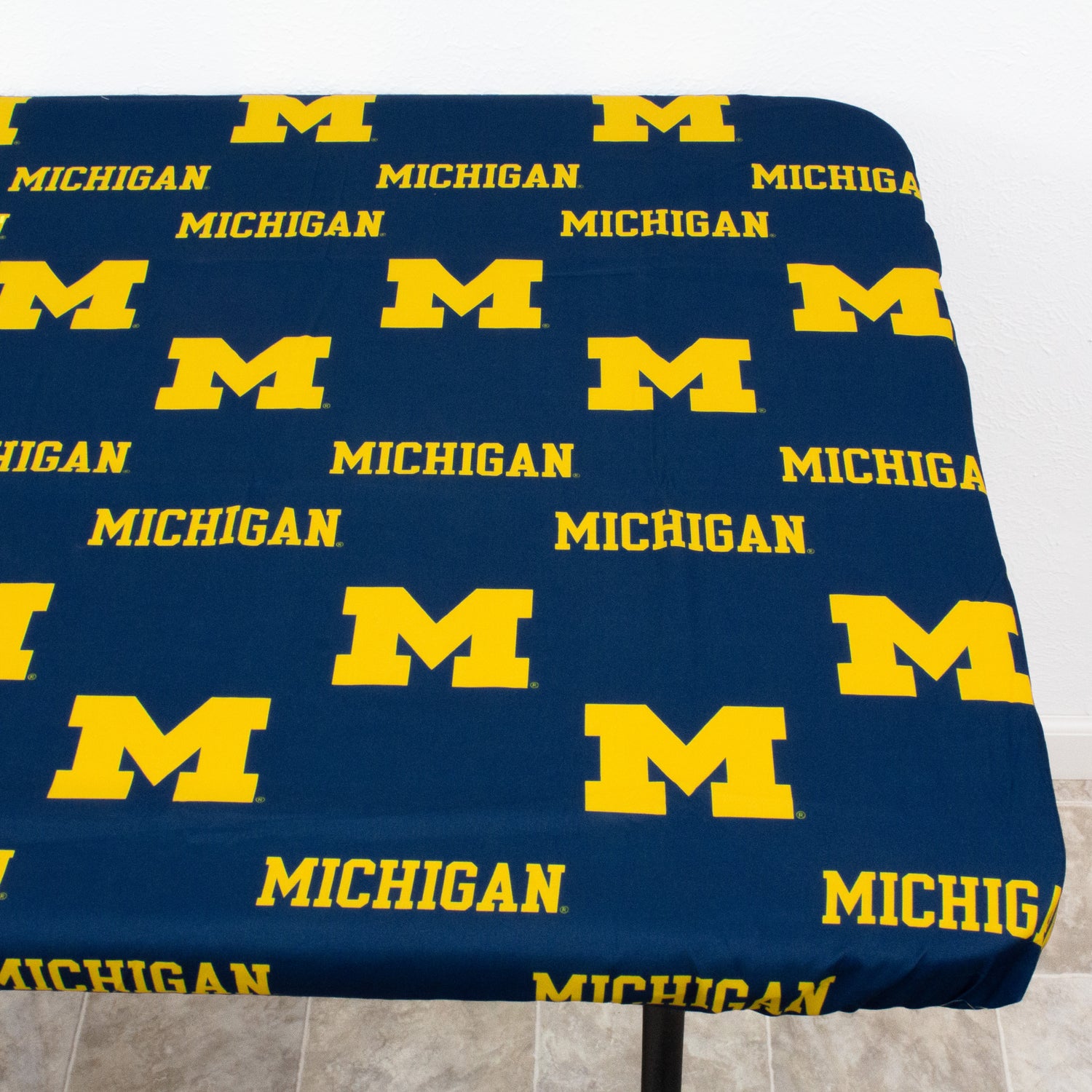 Michigan Wolverines Fitted Table Cover / Tablecloth:  3 Sizes Available