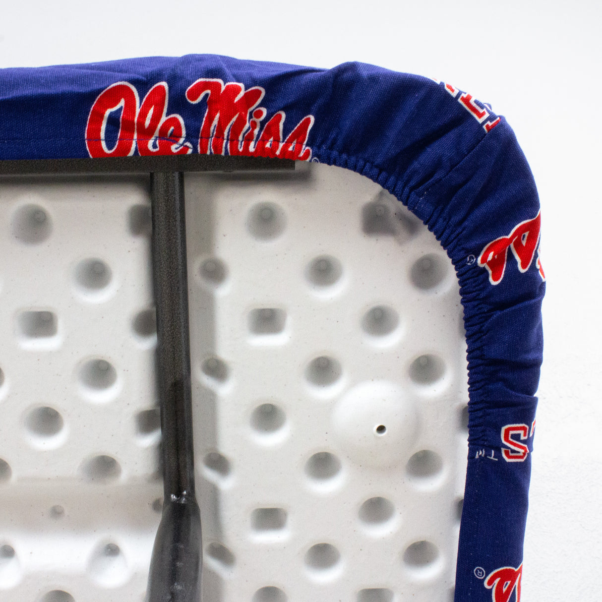 Ole Miss Rebels Fitted Table Cover / Tablecloth:  3 Sizes Available