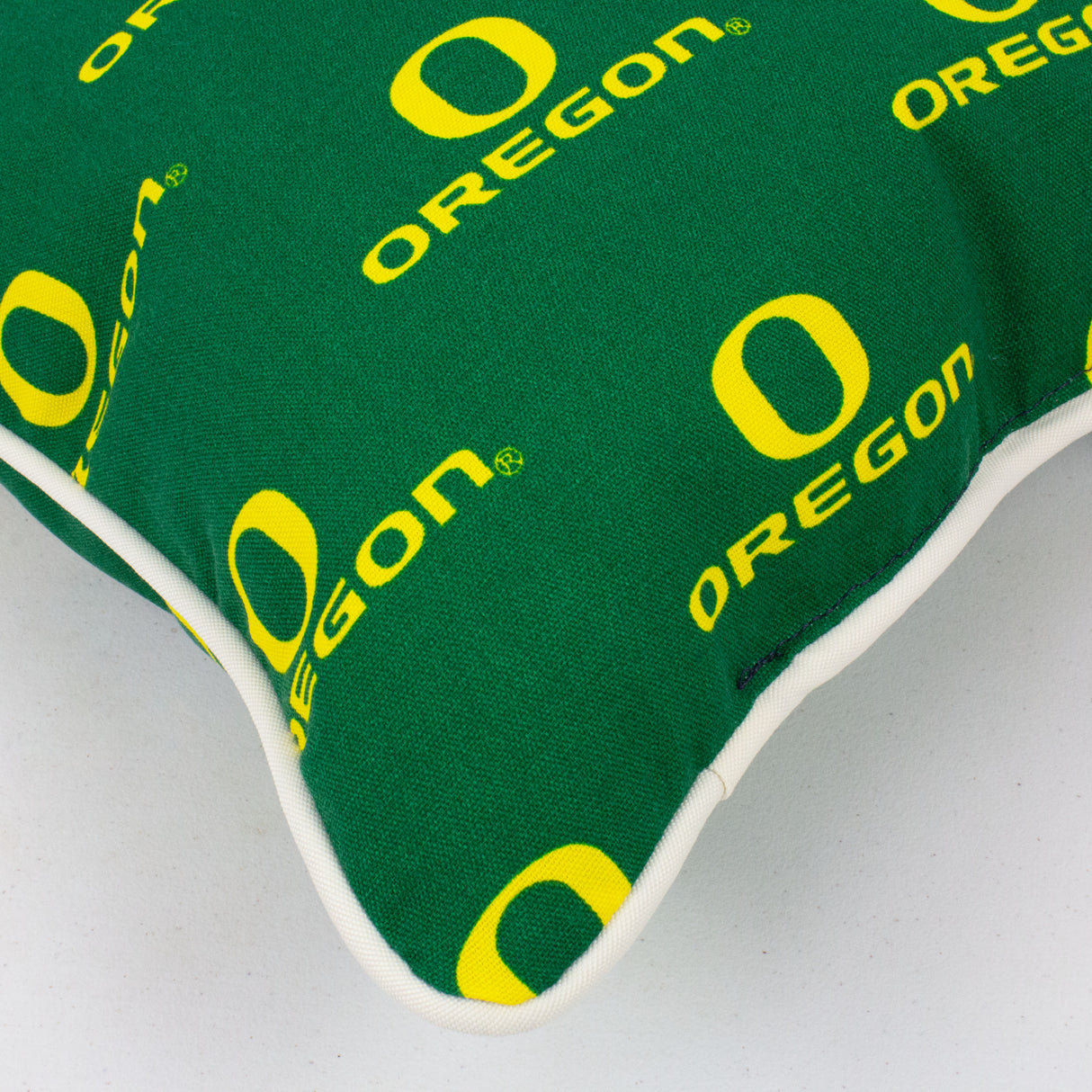 Oregon Ducks Outdoor Decorative Pillow