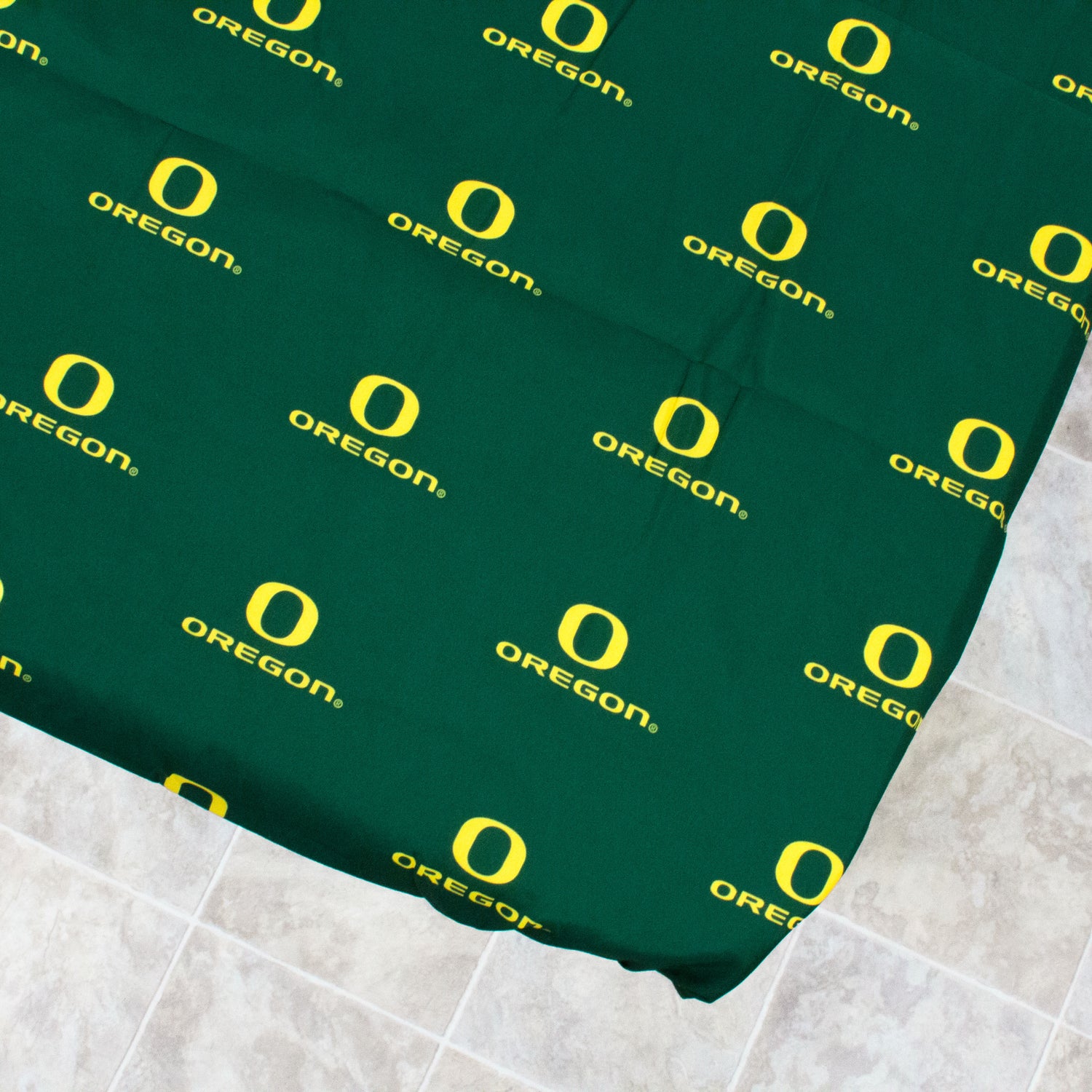 Oregon Ducks Fitted Table Cover / Tablecloth:  3 Sizes Available