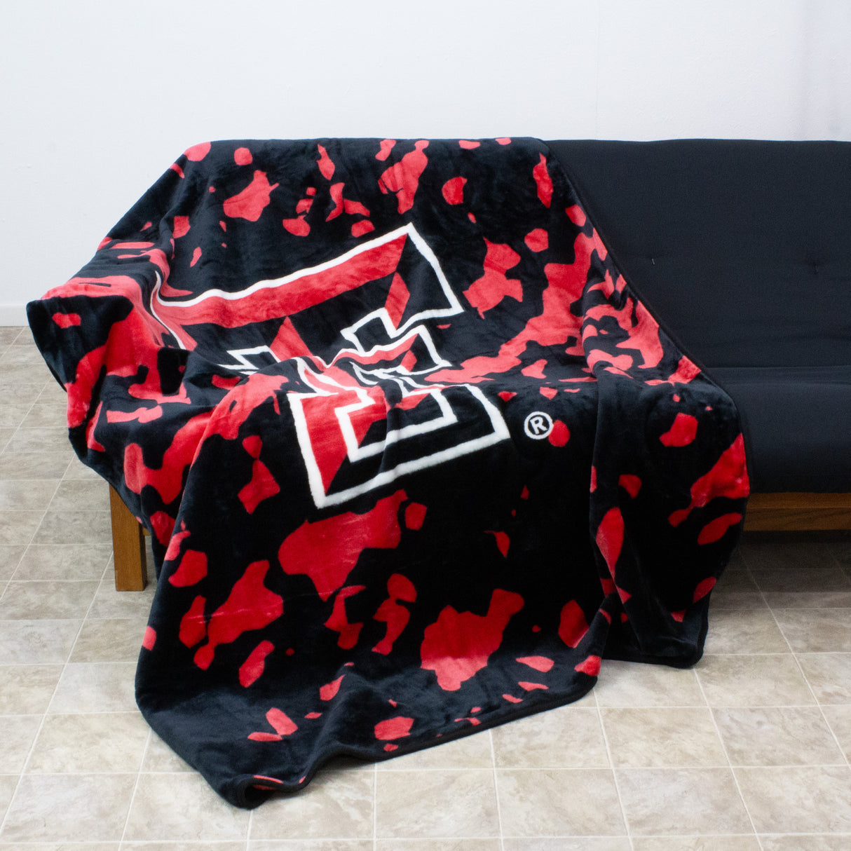 Texas Tech Red Raiders Plush Throw Blanket, Bedspread, 86" x 63"