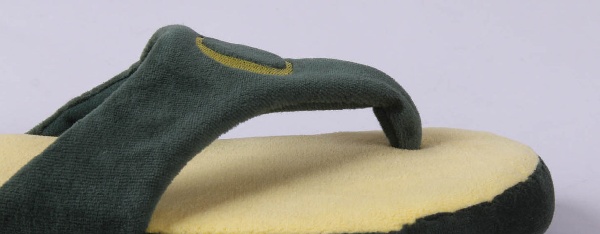 Oregon Ducks Comfy Feet Flip Flop Slippers