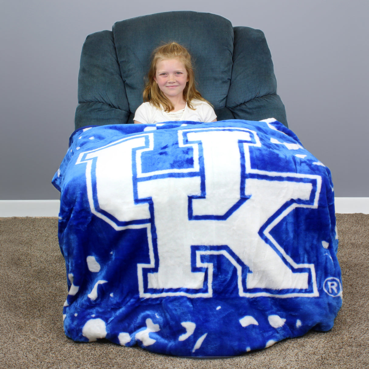 Kentucky Wildcats Huge Soft Plush Throw Blanket, 86" x 63"
