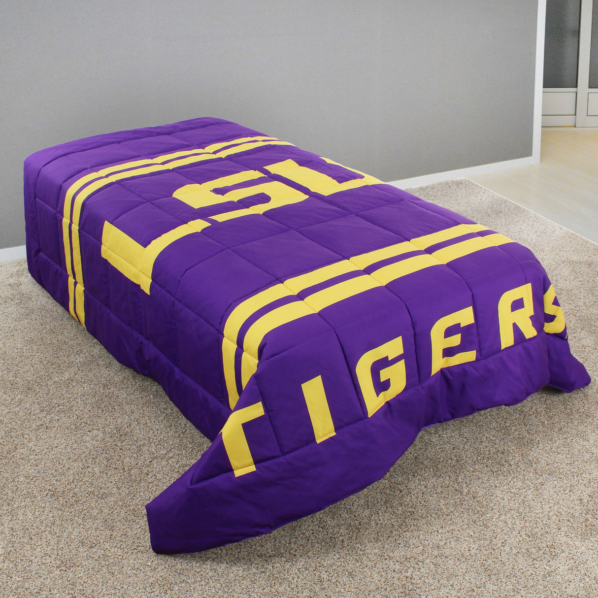 LSU Tigers Reversible Big Logo Soft and Colorful Comforter