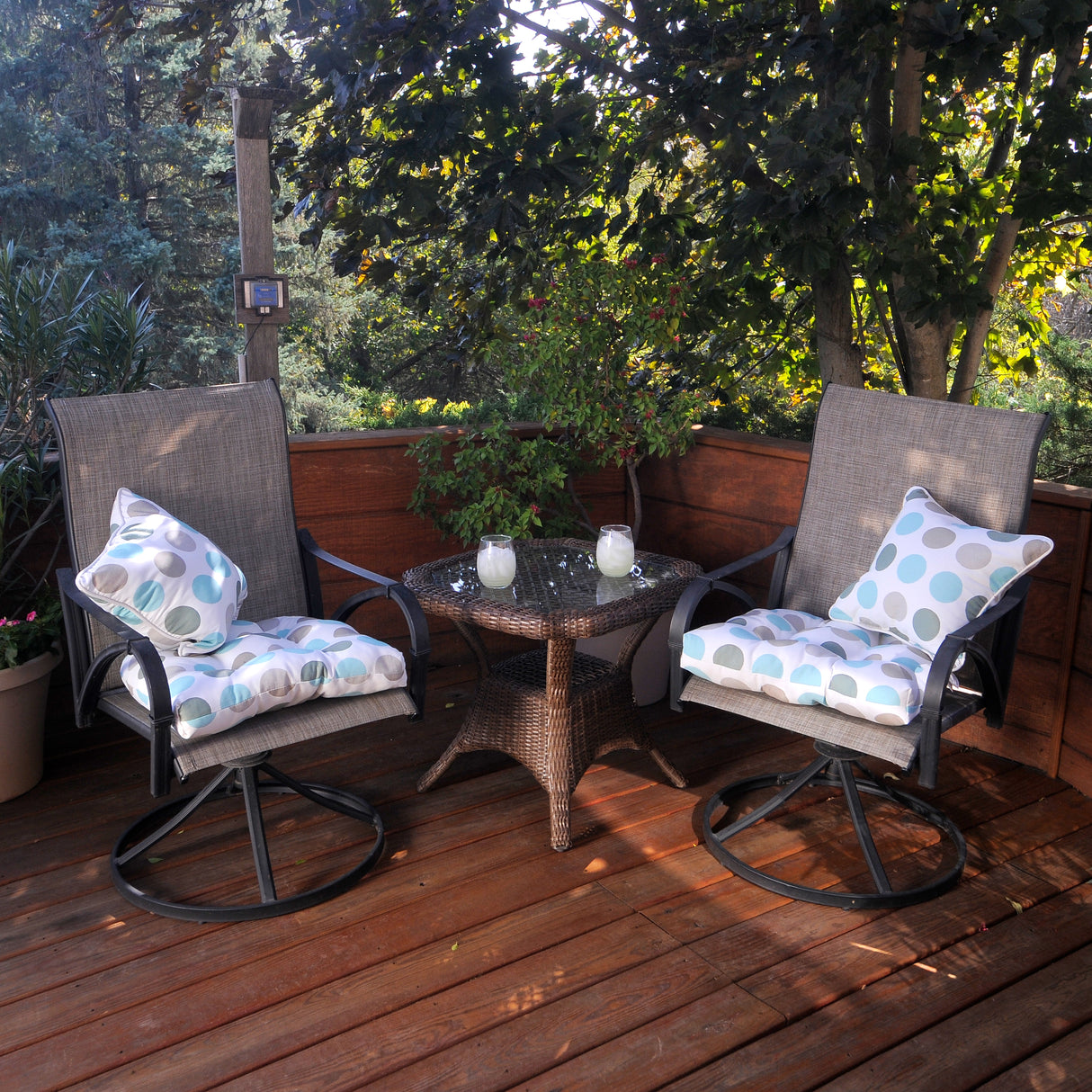 Lakeside Teal and Gray Big Dots Outdoor Decorative Pillow