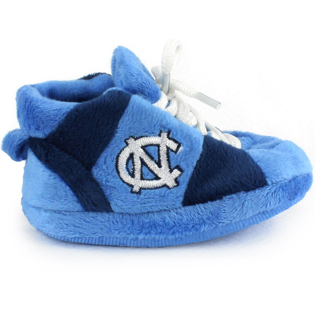 North Carolina Tar Heels Baby Blanket & Slippers Set