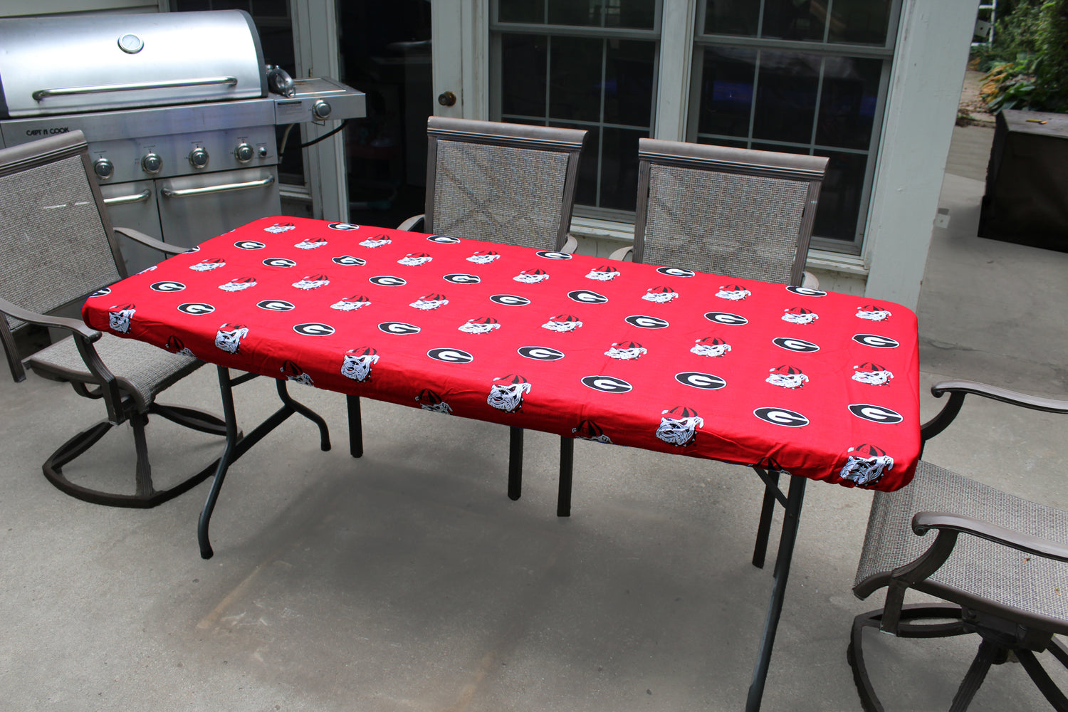Alabama Crimson Tide Fitted Table Cover / Tablecloth:  3 Sizes Available