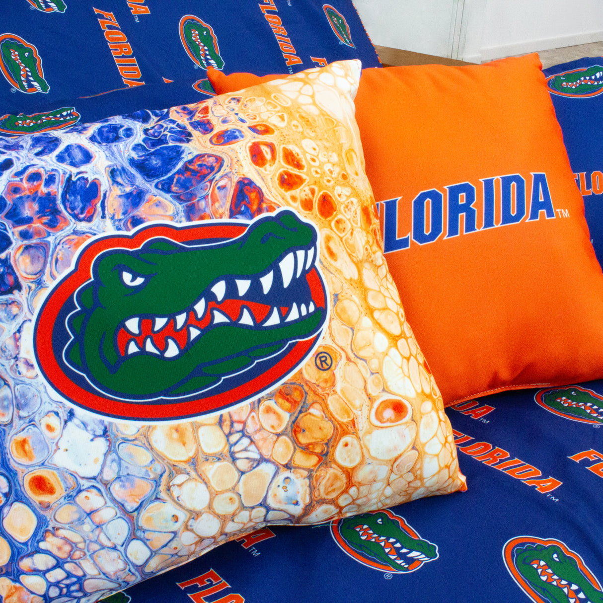 Florida Gators 2 Sided Color Swept Decorative Pillow, 16" x 16"