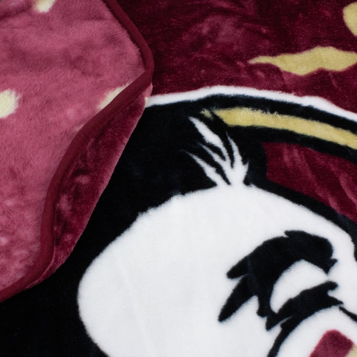 Florida State Seminoles Plush Throw Blanket, Bedspread, 86" x 63"