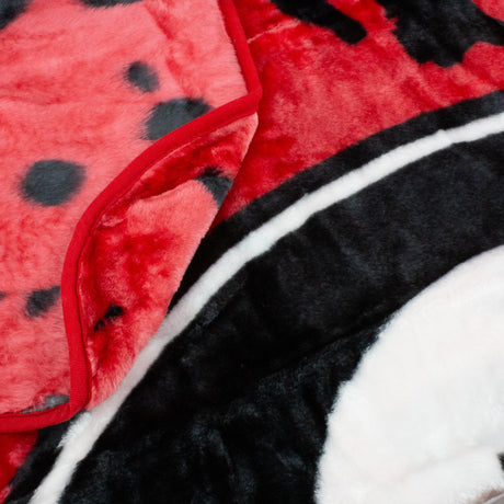Georgia Bulldogs Huge Soft Plush Throw Blanket, 86" x 63"