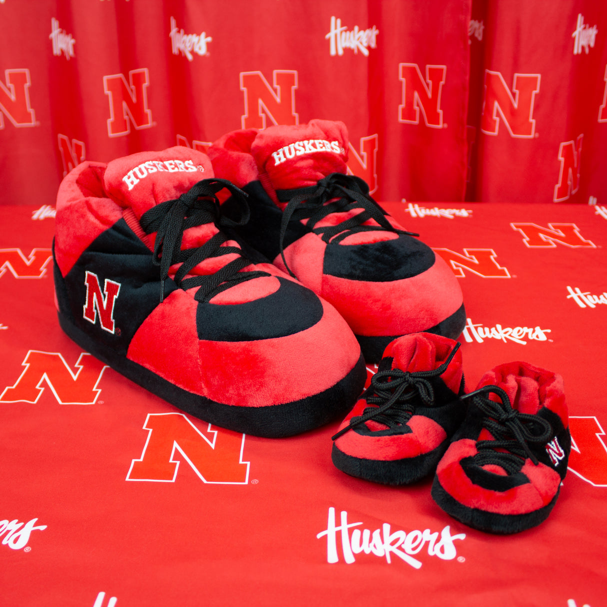 Nebraska Cornhuskers Original Comfy Feet Sneaker Slippers
