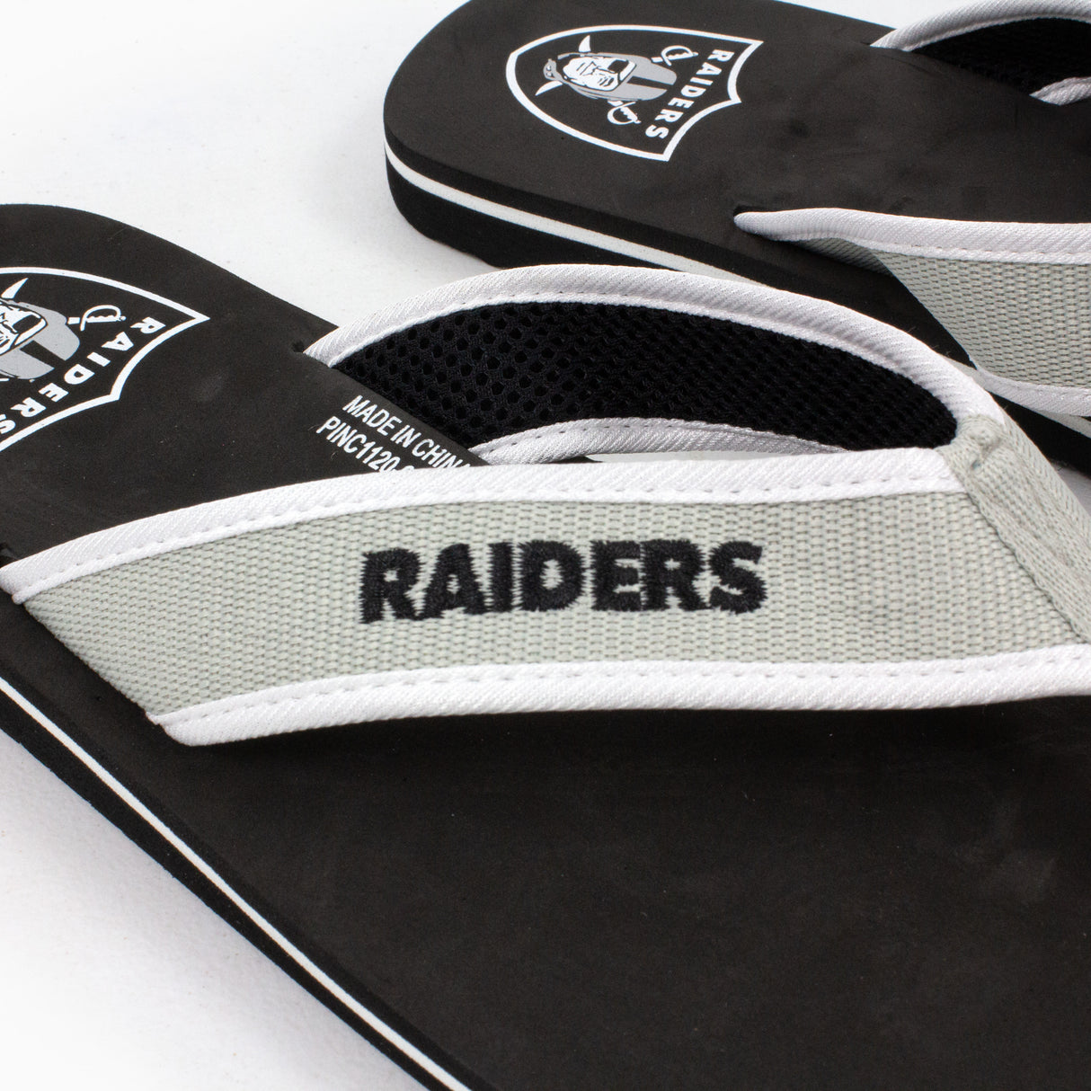Las Vegas Raiders FOCO Contour Flip Flops Sandals