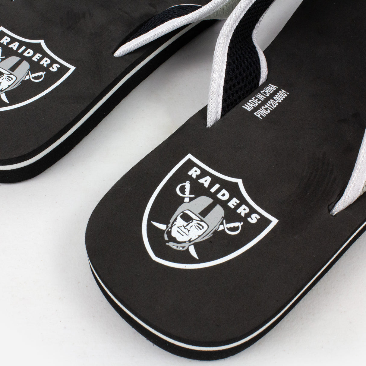 Las Vegas Raiders FOCO Contour Flip Flops Sandals