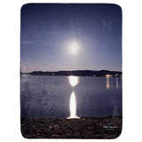 Moonrise Over Water Throw Blanket