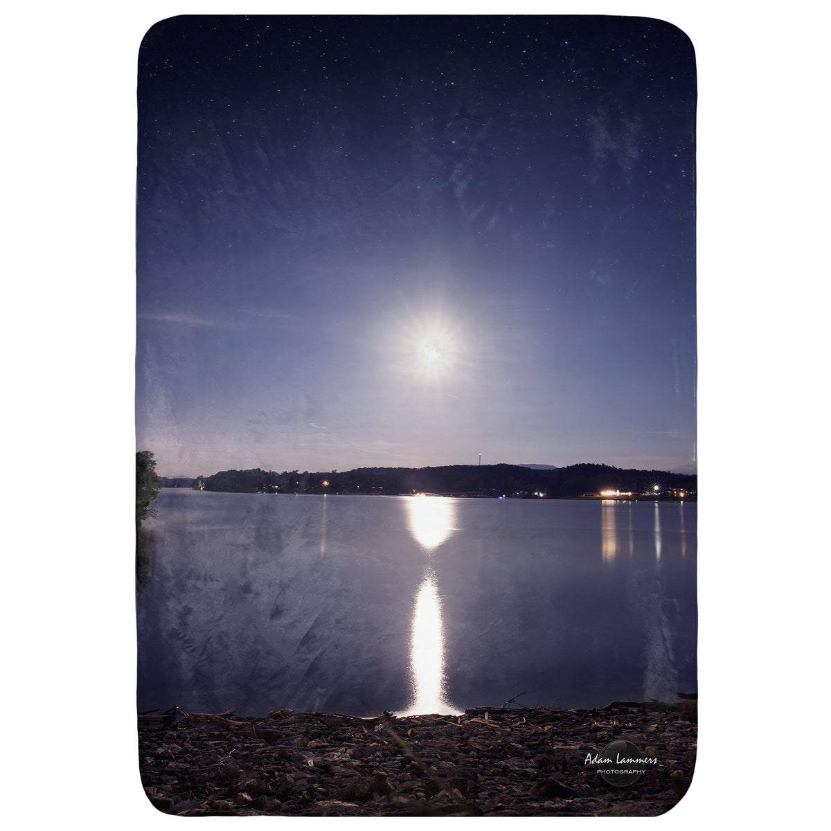 Moonrise Over Water Throw Blanket
