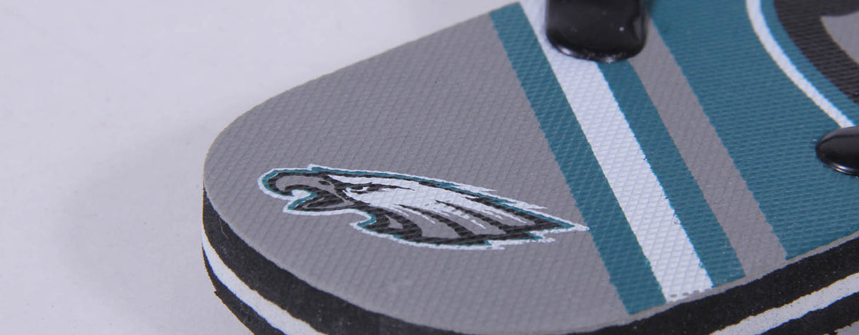 Philadelphia Eagles FOCO Big Logo Flip Flops